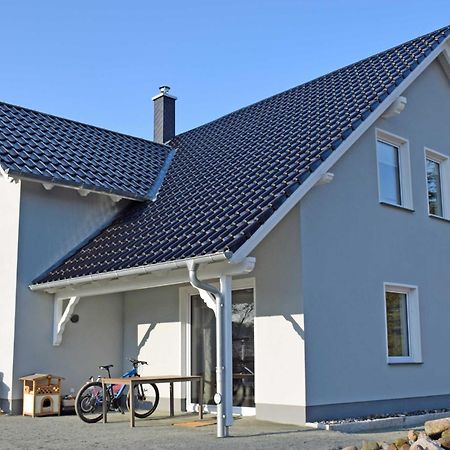 Ferienwohnung Sellin Am Seepark Екстер'єр фото