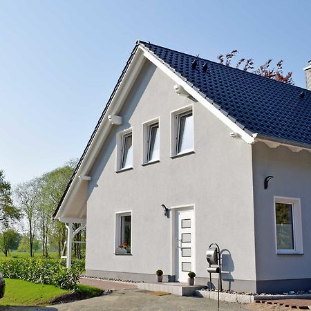 Ferienwohnung Sellin Am Seepark Екстер'єр фото