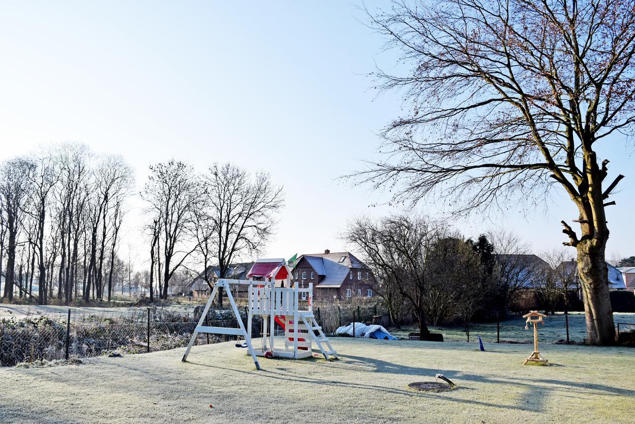 Ferienwohnung Sellin Am Seepark Екстер'єр фото