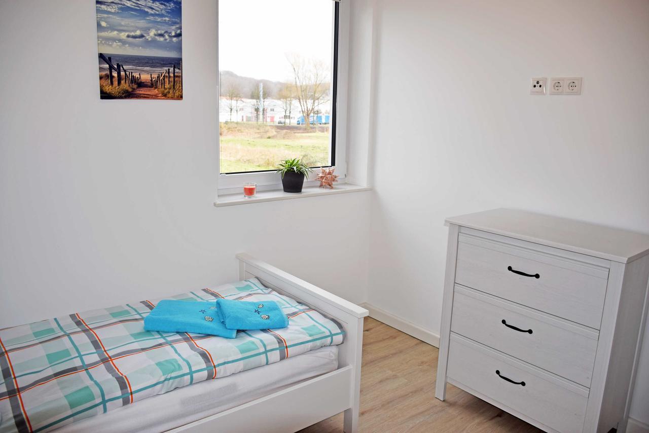 Ferienwohnung Sellin Am Seepark Екстер'єр фото